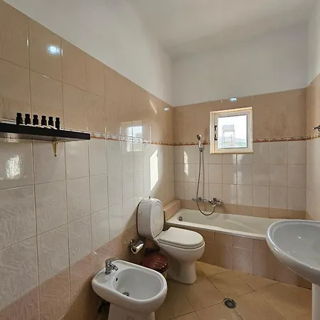 Alban * Εξαμίλιο