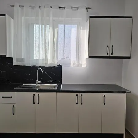 Alban Apartment *