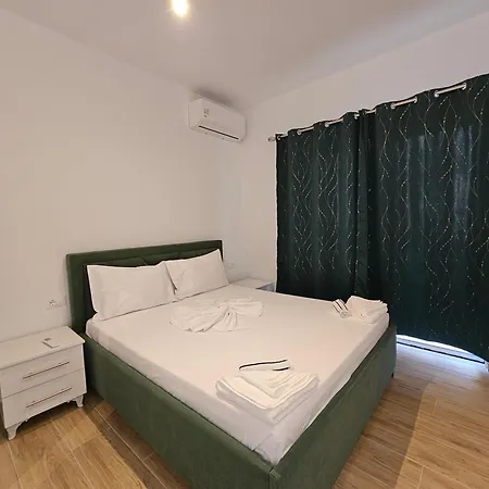Alban Apartment *