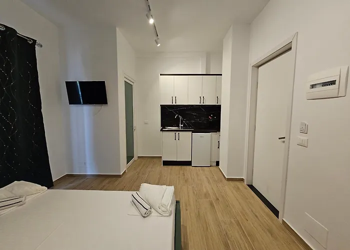Alban Apartment *